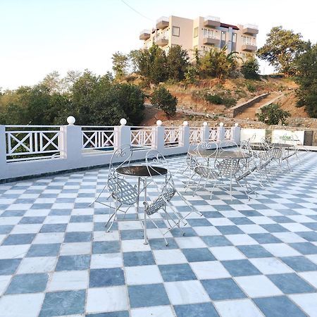 The Sky Imperial Pavoreal Jungle Resort كمبالغره المظهر الخارجي الصورة