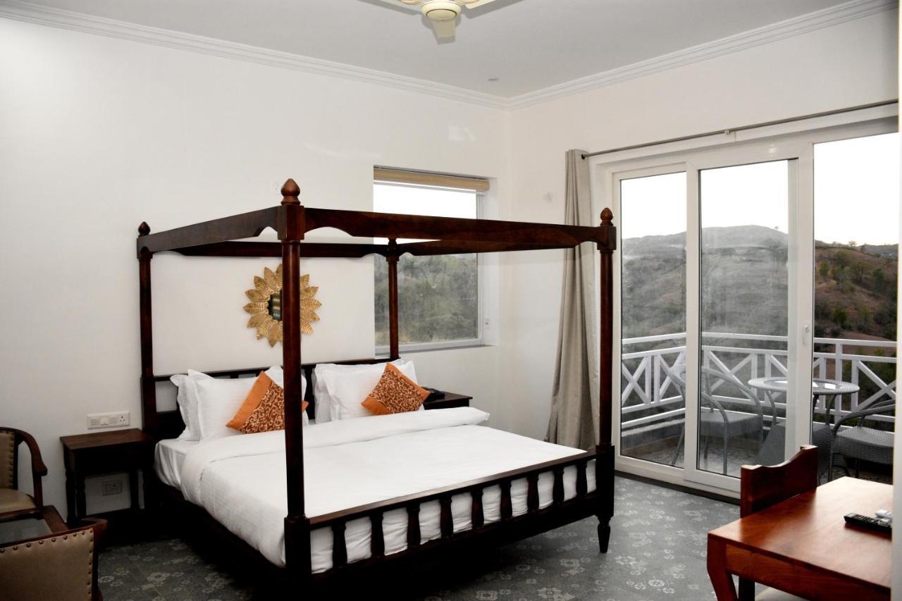 The Sky Imperial Pavoreal Jungle Resort كمبالغره المظهر الخارجي الصورة
